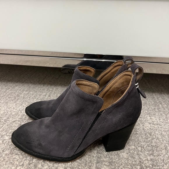 Jeffrey Campbell Rosalie Ombré suede bootie - Picture 2 of 6